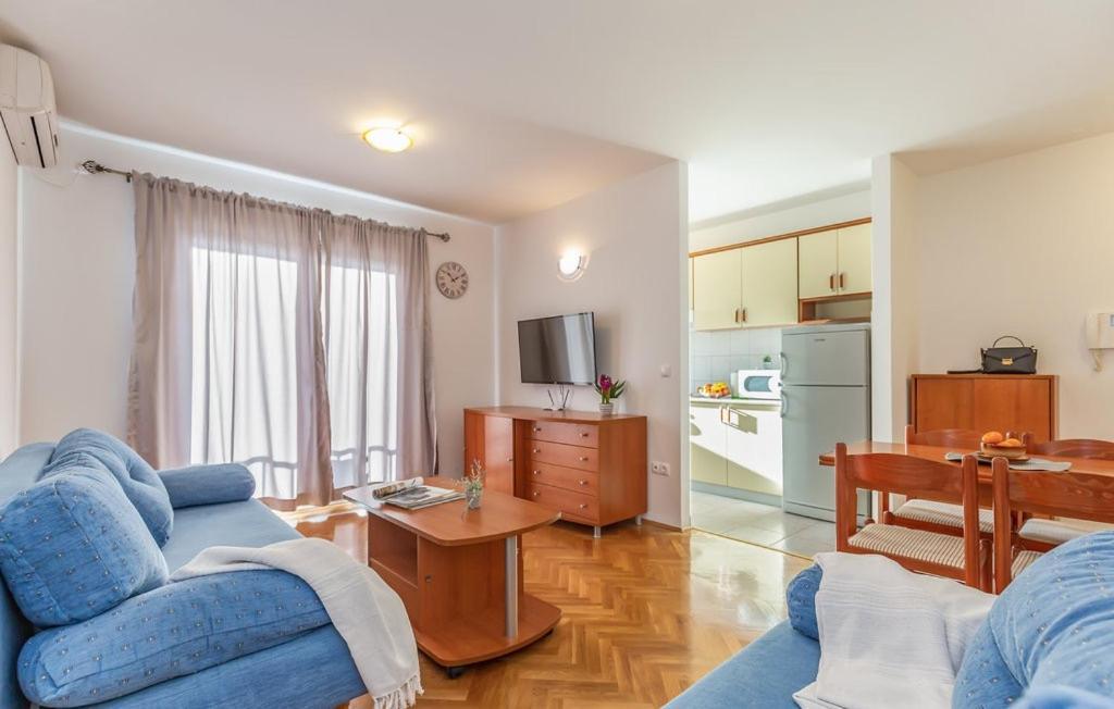 Apartments with a parking space Makarska - 18170 Zewnętrze zdjęcie